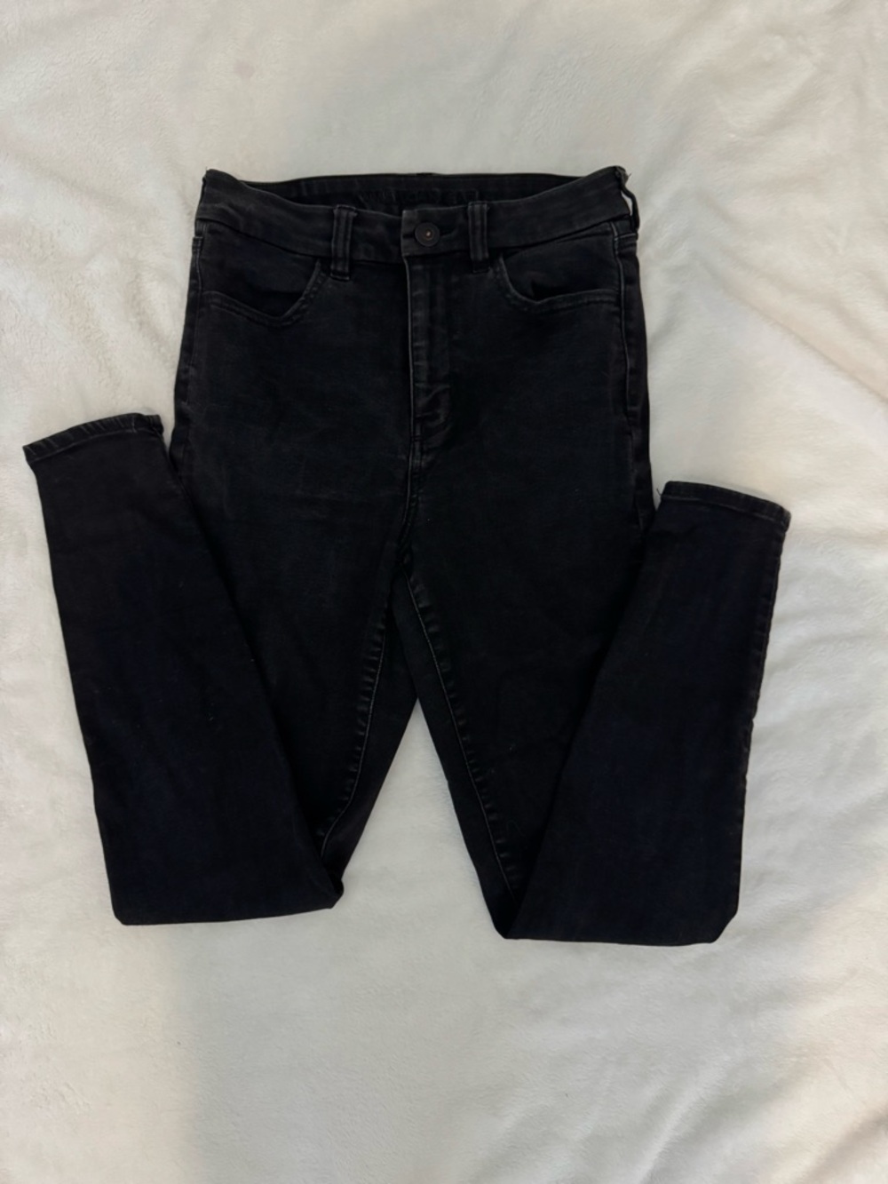 American Eagle Outfitters Black High-Rise Skinny Jeans
